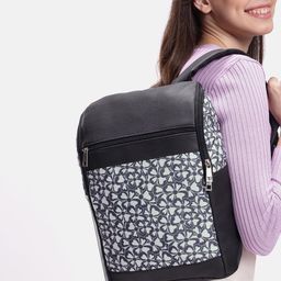DressBerry Women Graphic Backpack-image-63