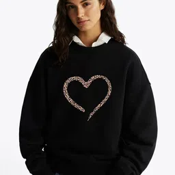 Kotty Women Heart Printed Oversized Pullover Sweatshirt-picture-13