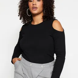 Trendyol Plus Size Round Neck Cold-Shoulder Sleeves Top-picture-10