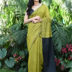 BEATITUDE Green & Black Cotton Saree With Unstitched Blouse-image-18