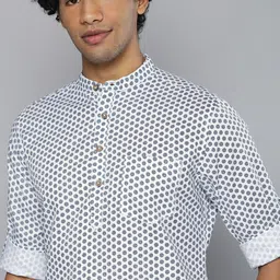 The Indian Garage Co Men White Ethnic Motifs Printed Brocade Kurta-image-52