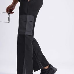 glitchez Men Contrast Core Cargo Relaxed Trousers-image-20