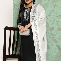 Yufta Plus Size Ethnic Motifs Embroidered Pure Cotton Kurta with Palazzos & With Dupatta-16