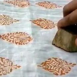 sumikrafts Block Printing kit-6 Assorted acrymine Dyes (Pigment Colors)-20ml Bottles+ Binder Paste 90gm+acrafixer 50gm+ Sponge 10cmx10cm image 4