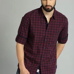 Roadster Men Maroon & Navy Blue Regular Fit Checked Casual Sustainable Shirt-picture-10