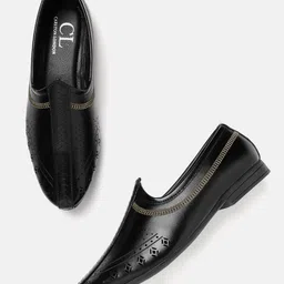 Carlton London Men Textured Mojaris-image-71