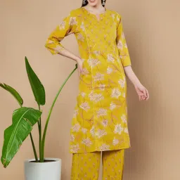 COTLAND FASHION Women Floral Printed Regular Gotta Patti Pure Cotton Kurta with Palazzos-47