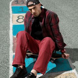 HERE&NOW Men Red & Black Slim Fit Checked Casual Shirt-image-92