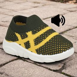 Lil Lollipop Abstract Designed & Mesh Detailed Slip On Musical Shoes - Green-image-50