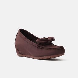 JM Looks Girls Round Toe Contrast Sole Loafers-image-54