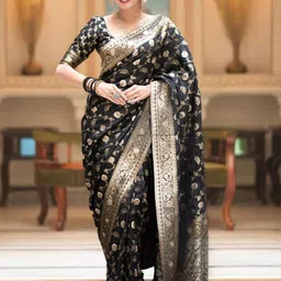 KAYOMMI Woven Design Zari Kanjeevaram Saree-image-11