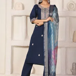 DIVASTRI Women Embroidered Silk Blend Kurta Sets With Dupatta-picture-14