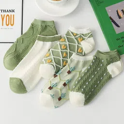 CrossKulture Women Pack Of 5 Pattered Shoe Liner Socks-39