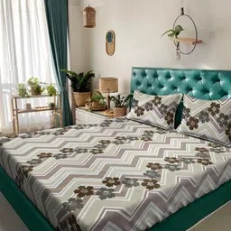 KLOTTHE Beige And Brown Floral Printed 300 TC King Bedsheet with 2 Pillow Covers-picture-14