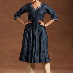 Libas Ethnic Motifs Printed Sequinned V-Neck Tiered Detail Pintuck Pleated A-Line Kurta-17