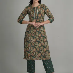 ETRAANA Women Green Pure Cotton Kurta Sets-picture-23
