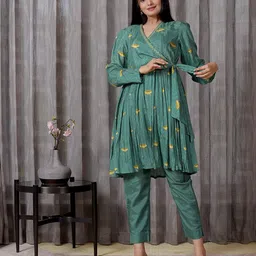 SUKRUTI DESIGN Padma Lotus Printed Peplum Wrap Top & Palazzo Co-Ord Set-image-9