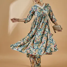 WineRed Floral Printed Empire Kurta With Trousers-picture-38