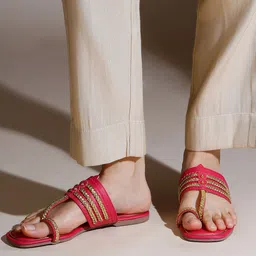 Inc 5 Women Embellished Ethnic One Toe Flats with Bows-47