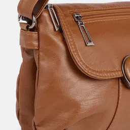 Mast & Harbour Textured Sling Bag image 5