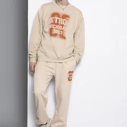boohooMAN Typography Detailed Oversized Tracksuits-image-26