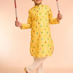 Manyavar Boys Bandhani Printed Kurta with Pyjama-image-55
