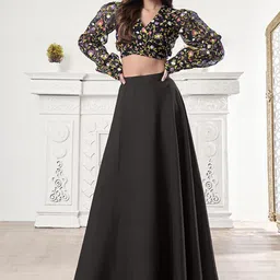 Inddus Thread Embroidered V-Neck Top With Skirt Co-Ords-picture-23
