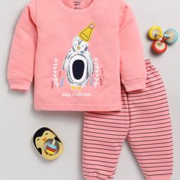TOONYPORT Full Sleeves Placement Penguin Printed Tee With Striped Joggers Set - Pink-image-96