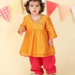 Fabindia Infant Girls Yellow Cotton Silk Blend Checks Kurta Sets-picture-27