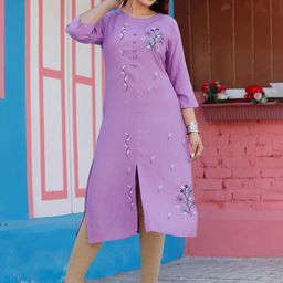 Mehsoos Women Floral Embroidered Thread Work Kurta-image-95