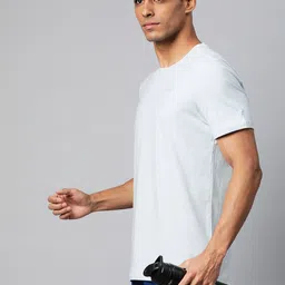 Alcis Solid Stretchex Slim Fit T-shirt-image-68