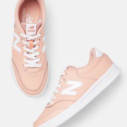 New Balance Men Round Toe Sneakers-image-29