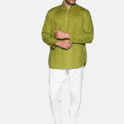 Sethukrishna Men Green & White Solid Kurta with Pyjamas-picture-19