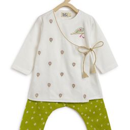 Tiber Taber Full Sleeves Abstract Embroidered Angrakha Style Kurta With Bandhani Printed Pyjama - White-image-16