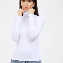 Harpa Women White Top-image-5