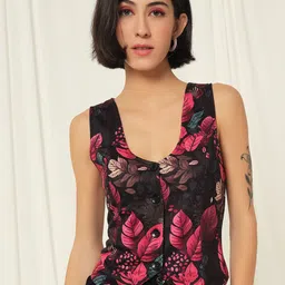 BAESD Printed V-Neck Waistcoat-picture-10