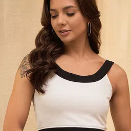 ZYNG Women Solid Scoop Neck Top-image-14