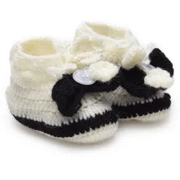 MayRa Knits Hand Knitted Button Detailed Crochet Booties - White-picture-49