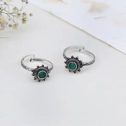 Teejh Ethnic Aashvi Green Stone Silver Oxidized Toe Rings for Women-image-69
