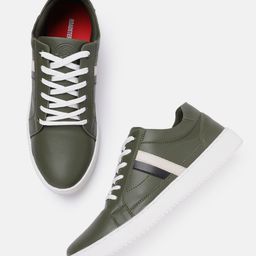 The Roadster Lifestyle Co. Men Contrast Sole Sneakers-image-69