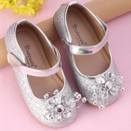 Cute Walk by Babyhug Velcro Closure Bellies with Floral Applique & Pearl Detailing - Silver-image-83