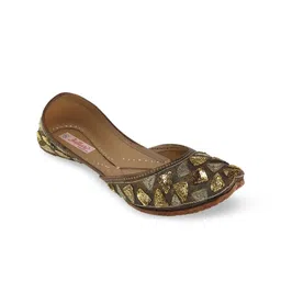 Fulkari Women Brown Embellished Mojaris Flats-image-81