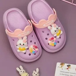 Yellow Bee Infants Textured Clogs-5