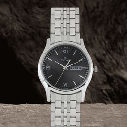 Titan Men Black Dial Watch 1636SM01-13