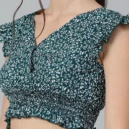 Kotty Floral Print Flutter Sleeve Crepe Crop Top image 2