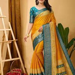 DIVASTRI Checked Zari Banarasi Saree-14