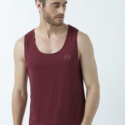 Huetrap Men Burgundy Solid Scoop Neck T-shirt-image-73