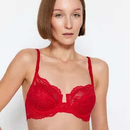 Trendyol Half Coverage Underwired Lightly Padded Bra-10