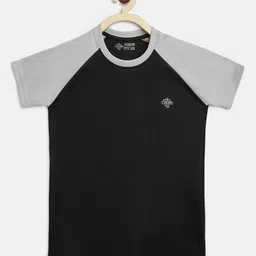 CHIMPRALA Boys Black Colourblocked Round Neck Sports T-shirt-image-98