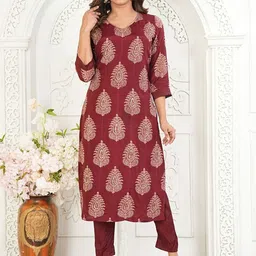 KRITHA Women Floral Printed Regular Pure Silk Kurta with Trousers-picture-12